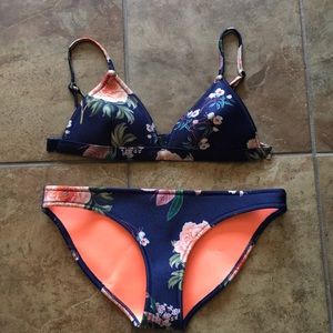 Triangl “Delilah” bikini